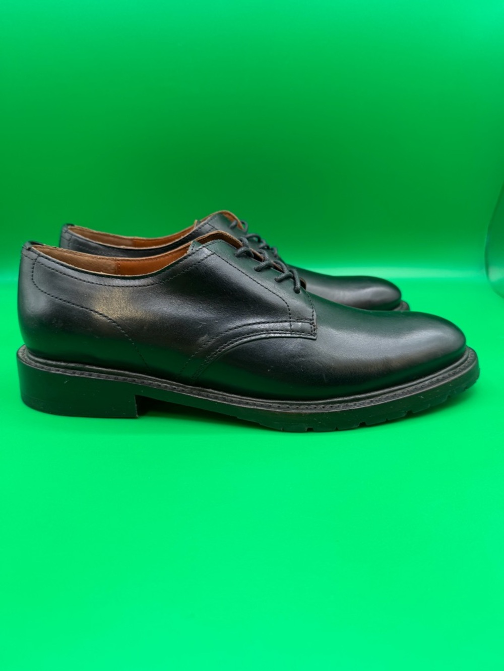 Classic Black Leather Derby Shoes for Men SZ 8